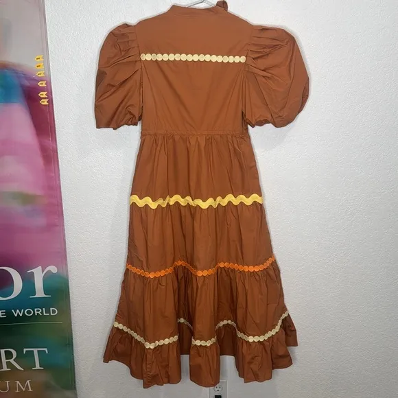 NWT Celia B TYRA MIDI DRESS-BROWN Medium