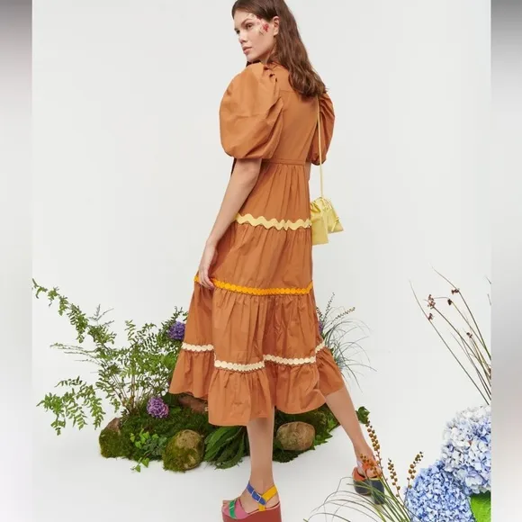 NWT Celia B TYRA MIDI DRESS-BROWN Medium