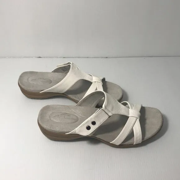 NWT Easy Street Comfort Wave White Slip-on Sandals 8W
