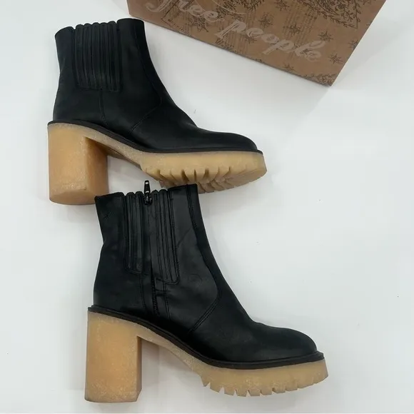 NWT Free People James Chelsea Black Boots Chunky Feels Ankle Booties 38.5 US 8.5