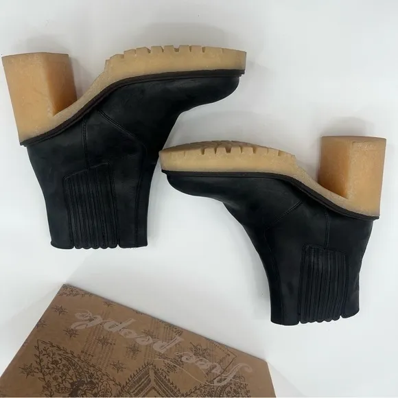 NWT Free People James Chelsea Black Boots Chunky Feels Ankle Booties 38.5 US 8.5