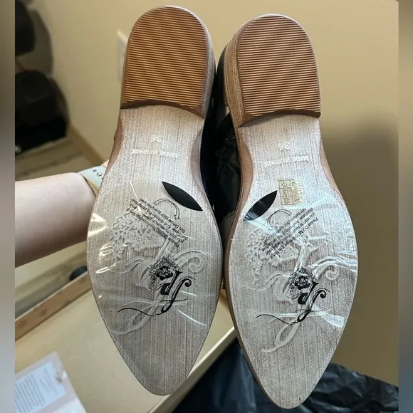 NWT Free People Wanderlust Leather Sandals