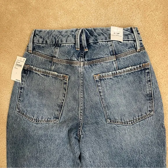 NWT! Good American Women’s Good 90’s Icon Blue Straight Leg Jeans - Size 2/26