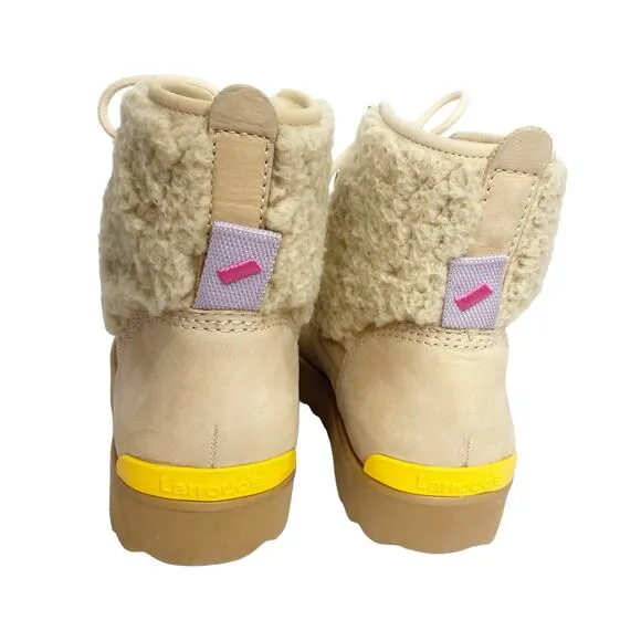 NWT Larroude Vail Boot in Sand Cream Shearpa Suede Boots 7