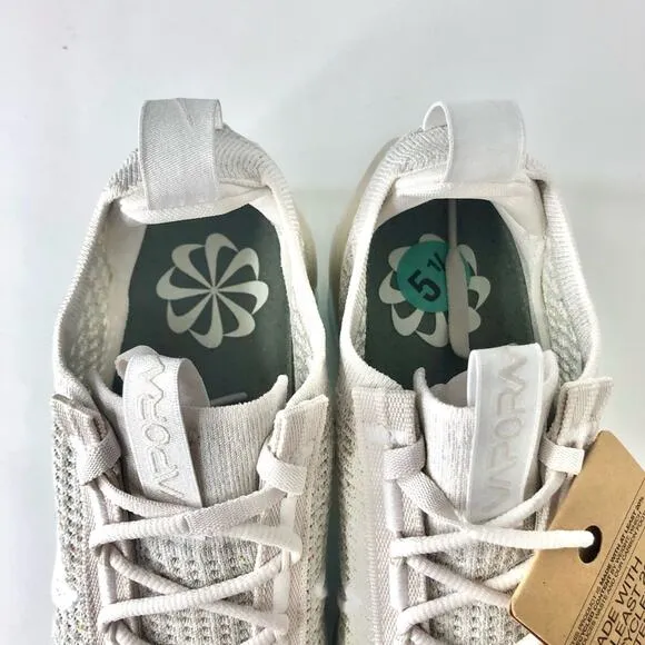 NWT Nike Air Vapormax 2021 FK Knit Phantom Sneakers Women’s 5.5 Shoes