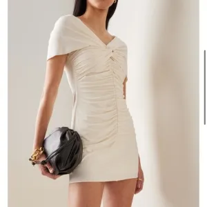 NWT Self-Portrait Ivory Jersey Off-Shoulder Mini Dress, US2/UK6 XS bridal cream