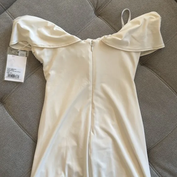 NWT Self-Portrait Ivory Jersey Off-Shoulder Mini Dress, US2/UK6 XS bridal cream