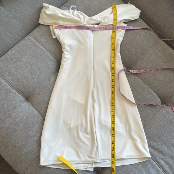 NWT Self-Portrait Ivory Jersey Off-Shoulder Mini Dress, US2/UK6 XS bridal cream