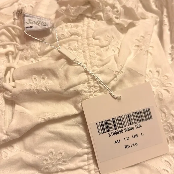 NWT SELFIE LESLIE La Quinta White Eyelet Lace Ruched Mini Dress w Puff Sleeves