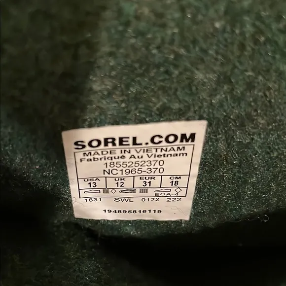 NWT Sorel Kids Insulated Black and Yellow Winter Boots Size 13