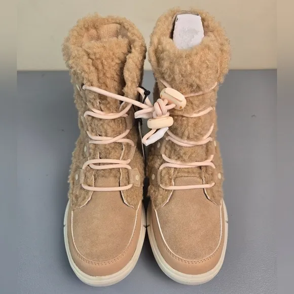 NWT Sorel Youth Explorer Cozy Faux Fur Boots Size 3