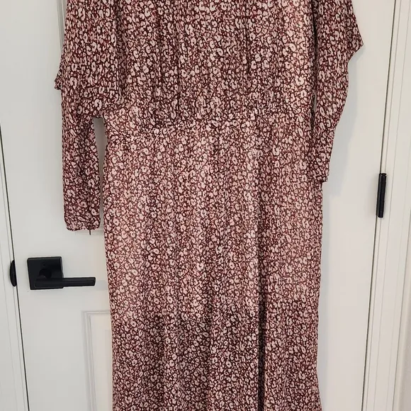 NWT TED BAKER Vallyy Draped Midi With Batwing Sleeve Size 4-6