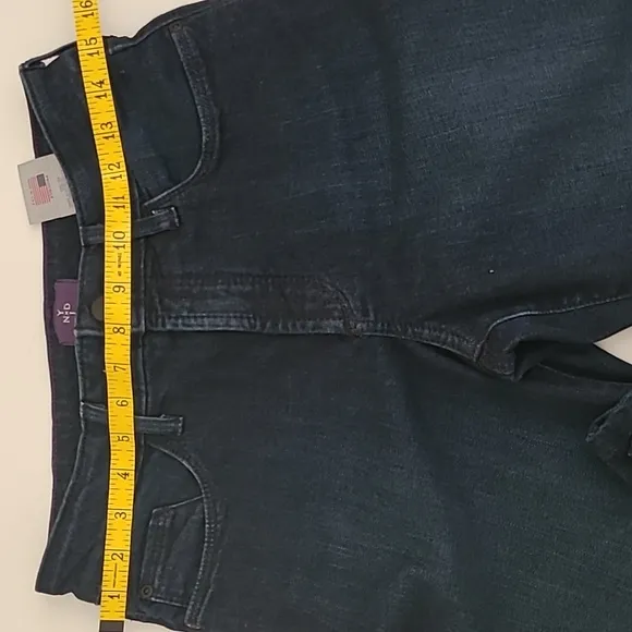 NYDJ Dark Indigo Straight Leg Jeans EUC