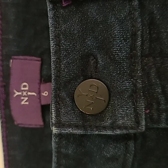 NYDJ Dark Indigo Straight Leg Jeans EUC