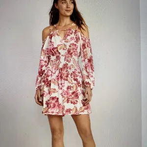 Off Shoulder Smocked Waist Dress Sz small. Like New!