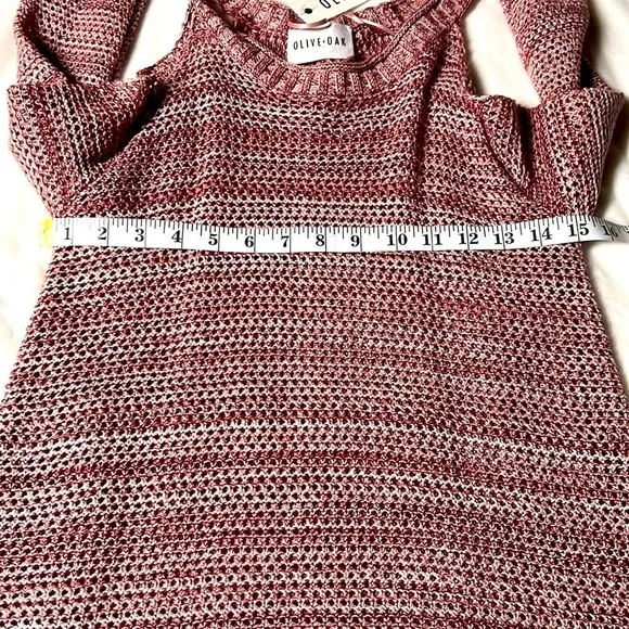 Olive   Oak cold  shoulder sweater. maroon and cream size medium NWT