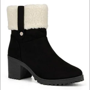 Olivia Miller Womens Amy Sherpa Cuff Bootie