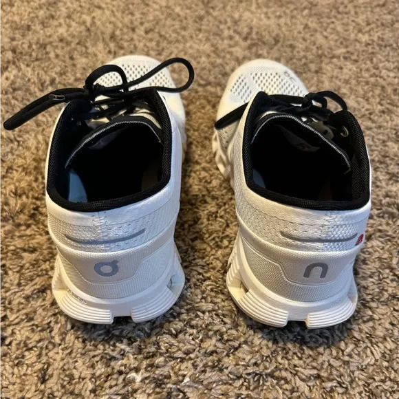 On Cloud X Running Shoes