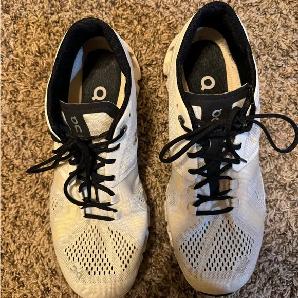 On Cloud X Running Shoes