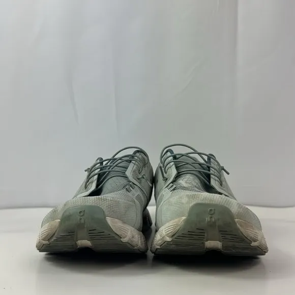 On Running Cloud Women's Running Shoes