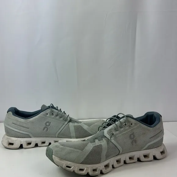 On Running Cloud Women's Running Shoes