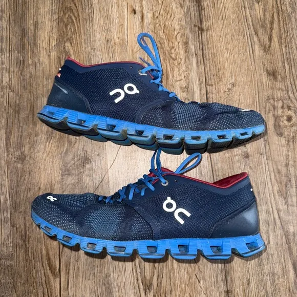ON Running • Cloud X Running Shoes