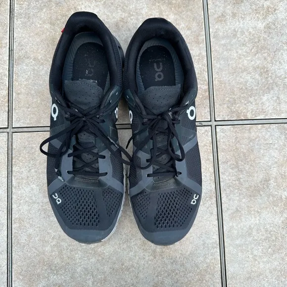 On Running Mens Cloudflow Faux Leather Sport Running Shoes