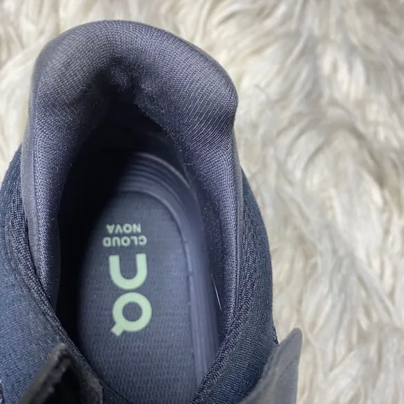 On Running On Clouds Cloudnova Comfy Running Shoes Womens