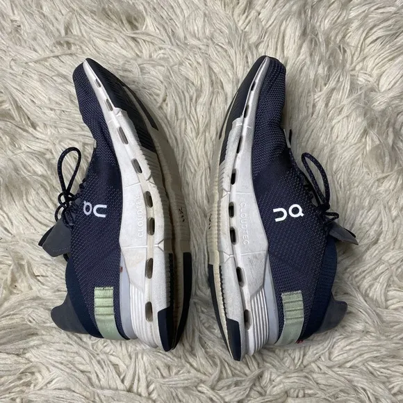 On Running On Clouds Cloudnova Comfy Running Shoes Womens
