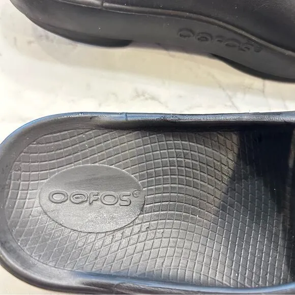 Oofos Black OOahh Slip On Slide Sandals Size Woman’s 7