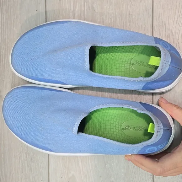 Oofos Women Revovery Light Blue Slip-On Shoes Sz 9