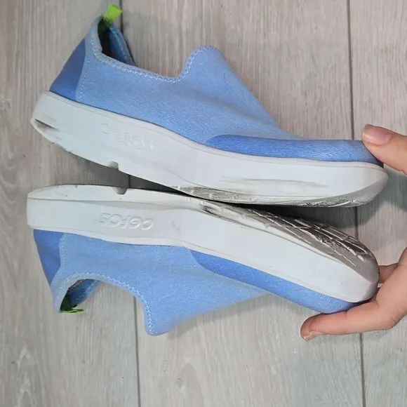 Oofos Women Revovery Light Blue Slip-On Shoes Sz 9