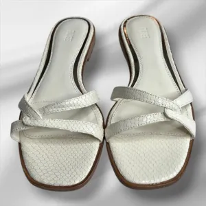 PAIGE Toby Slip On Slides White Size 7 MSRP: $228
