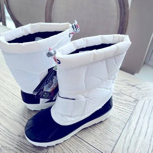 PAJAR Canada Kid's Toggle White Duck Boots