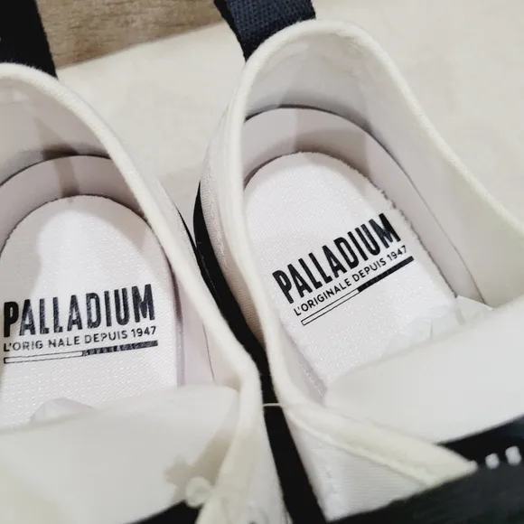 Palladium Make the Future Low Top Light Sneakers Mens 9