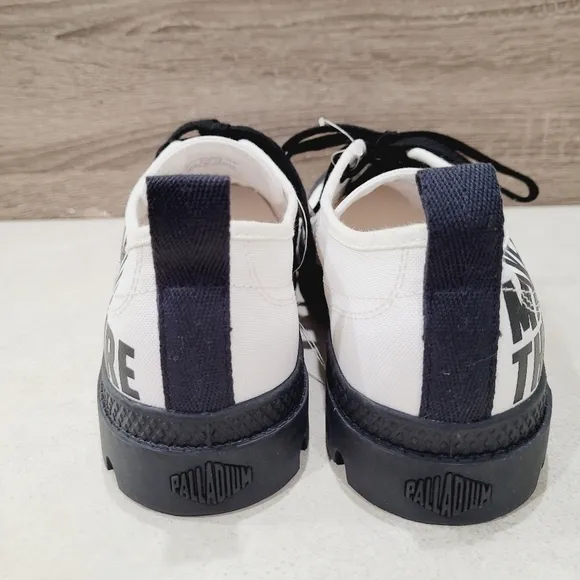 Palladium Make the Future Low Top Light Sneakers Mens 9