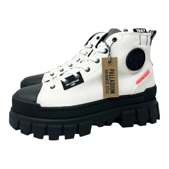 Palladium Women’s Revolt Hi TX Round Toe Hiking Boots 97242-116-M White Size 9