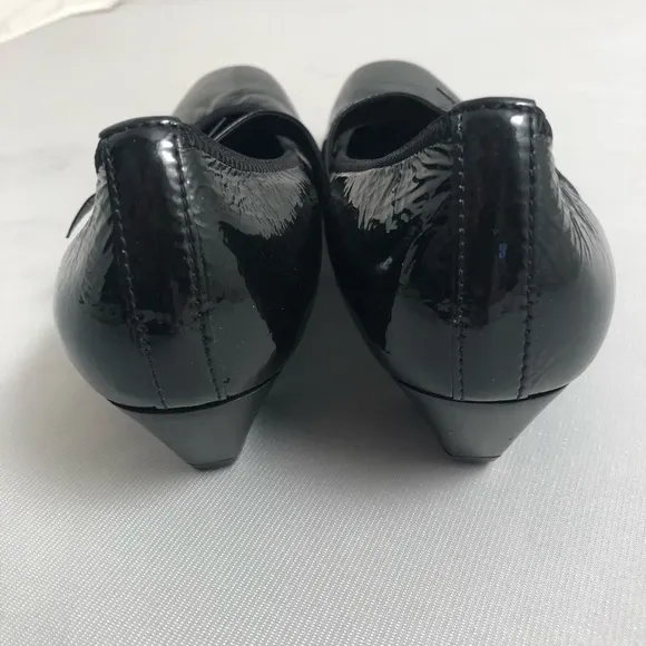 Paul Green black patent leather square Mary Jane shoes