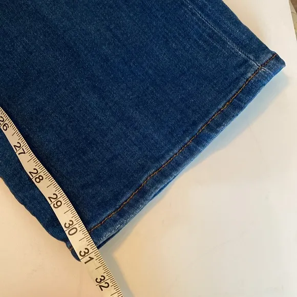 Pilcro Dark Wash Blue Denim High Waisted Flare Jeans Size 31