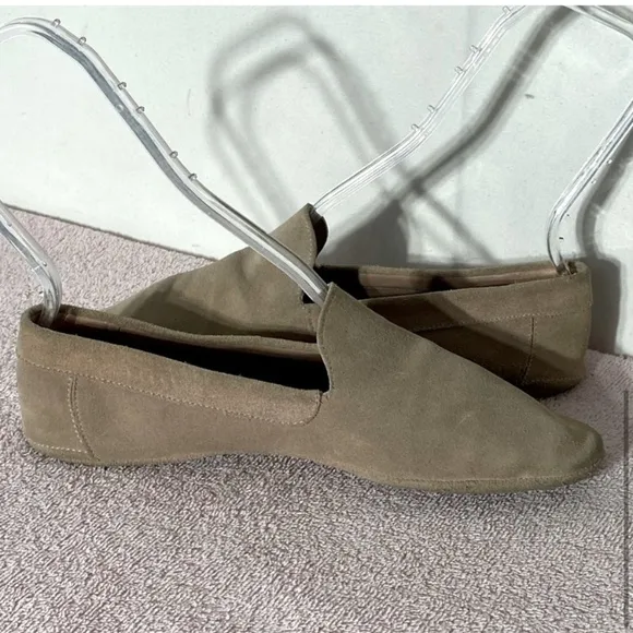 Poppy Barley Light Tan Suede Slip On Loafer Style Shoes 8.5