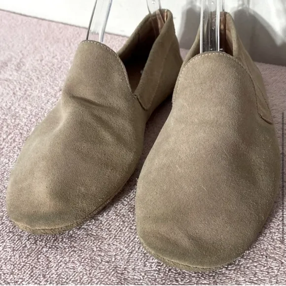 Poppy Barley Light Tan Suede Slip On Loafer Style Shoes 8.5