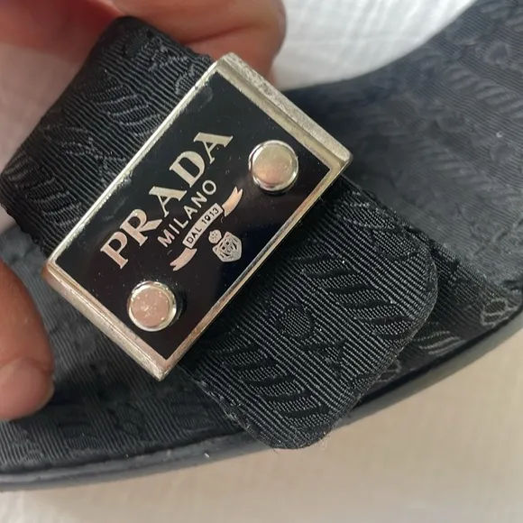 Prada slip on mules sandals size 40 black