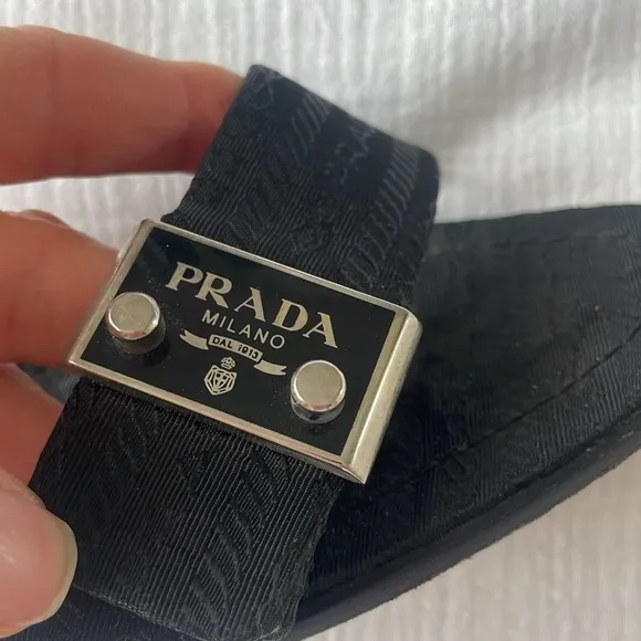 Prada slip on mules sandals size 40 black