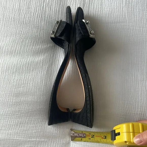 Prada slip on mules sandals size 40 black