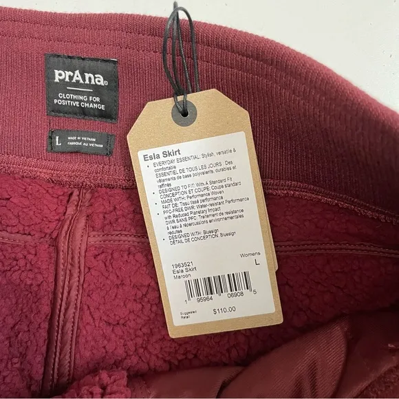 Prana Skirt Esia Bum Warmer Quilted Zipper Pull On Pockets Maroon Burgundy Red