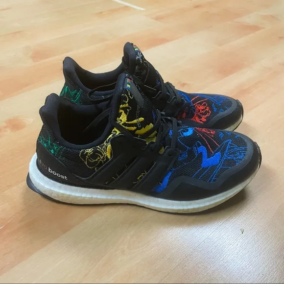 RARE HTF Adidas x Disney Ultra Boost Black &amp; Multi Goofy Graphic Sneaker Size 6