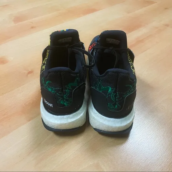 RARE HTF Adidas x Disney Ultra Boost Black &amp; Multi Goofy Graphic Sneaker Size 6