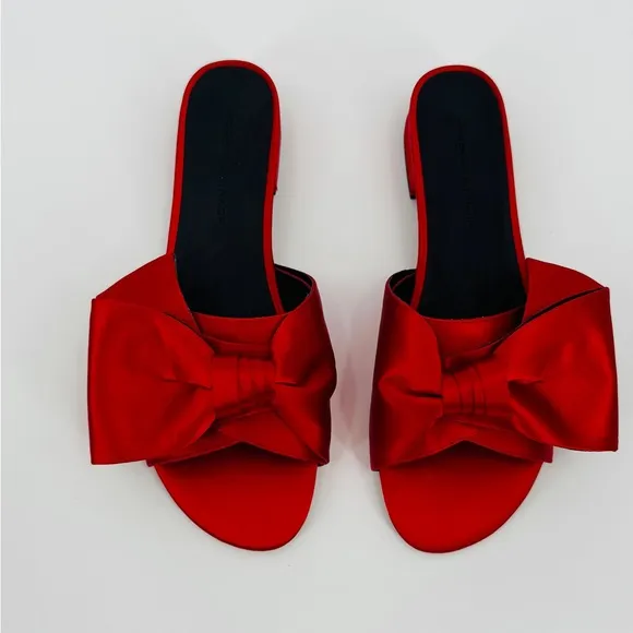 Rebecca Minkoff Calista Red Bow Satin‎ Sandals Size 6 Kitten Heel Open Toe
