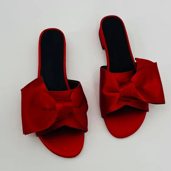 Rebecca Minkoff Calista Red Bow Satin‎ Sandals Size 6 Kitten Heel Open Toe