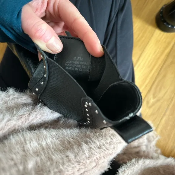 Rebecca Minkoff Studded Chelsea Boots – Size 6.5M